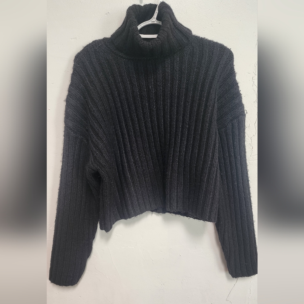 Black Ribbed Women's Sweater